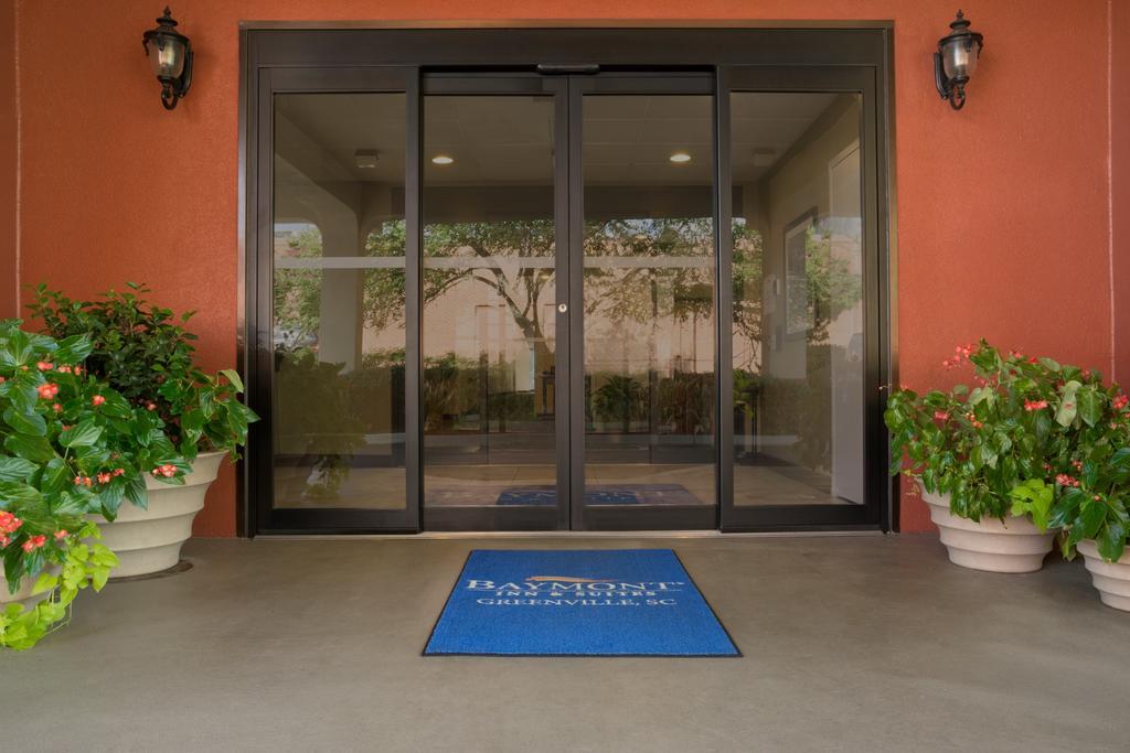 Baymont By Wyndham Greenville Exterior photo